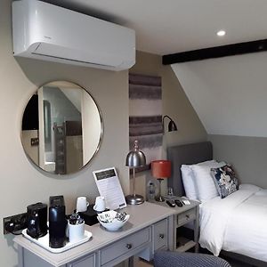 Deluxe Twin Room No Pets